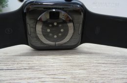 Apple Watch Series 8 – 45 mm Alumínium – Always-On Retina, EKG, ütközésészlelés – Használt, megkímélt – 87% akku – Garancia 3 hónap