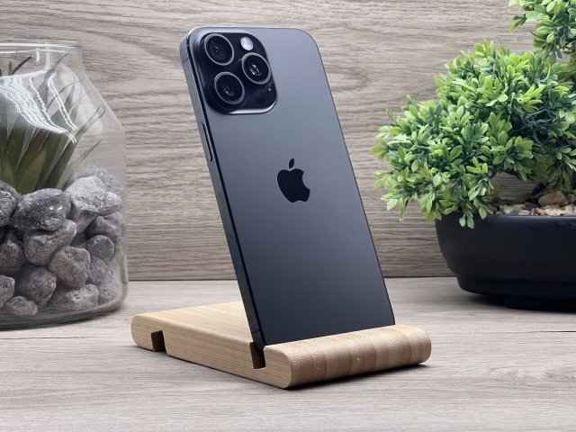 iPhone 15 Pro Max Black Titanium 256GB 2 ÉV Garanciával Számlával 92% Akksi