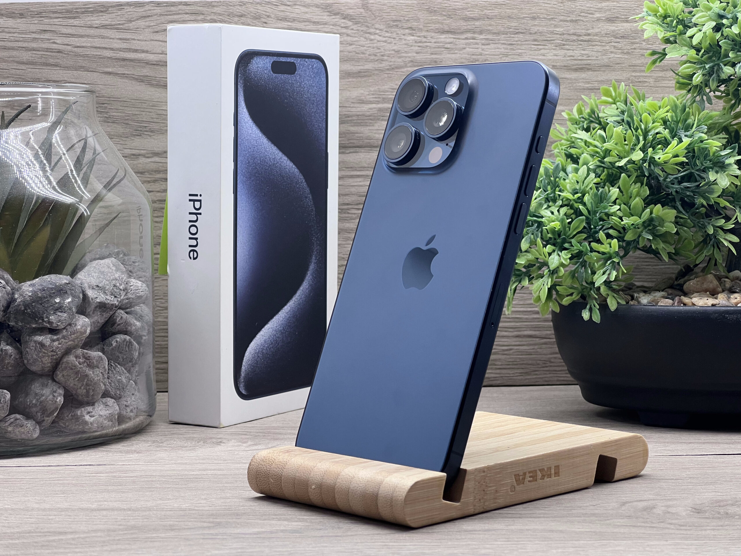 Hibátlan iPhone 15 Pro Max Blue Titanium 256GB 2 ÉV Garanciával Számlával 96% Akksi