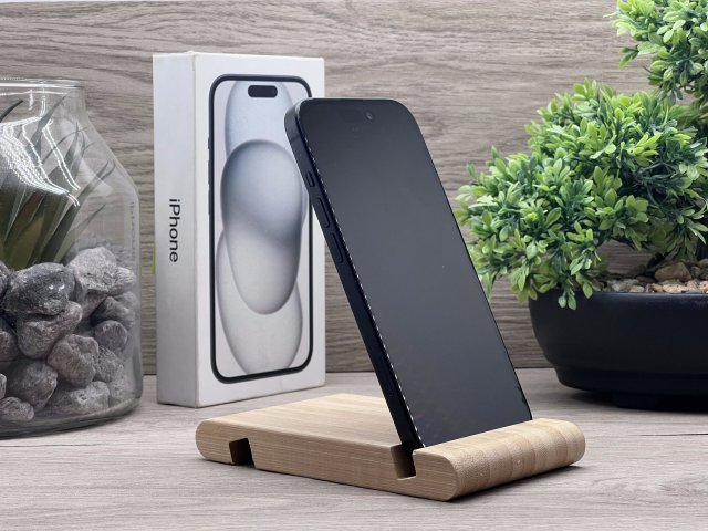 Hibátlan iPhone 15 Black 256GB 2 ÉV Garanciával Számlával 100% Akksi