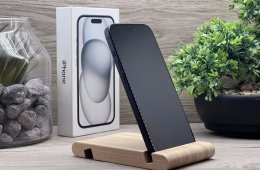 Hibátlan iPhone 15 Black 256GB 2 ÉV Garanciával Számlával 100% Akksi