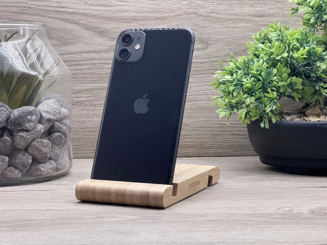 Hibátlan iPhone 11 Black 64GB 2 ÉV Garanciával Számlával 100% Akksi