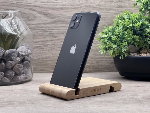 Hibátlan iPhone 11 Black 64GB 2 ÉV Garanciával Számlával 100% Akksi