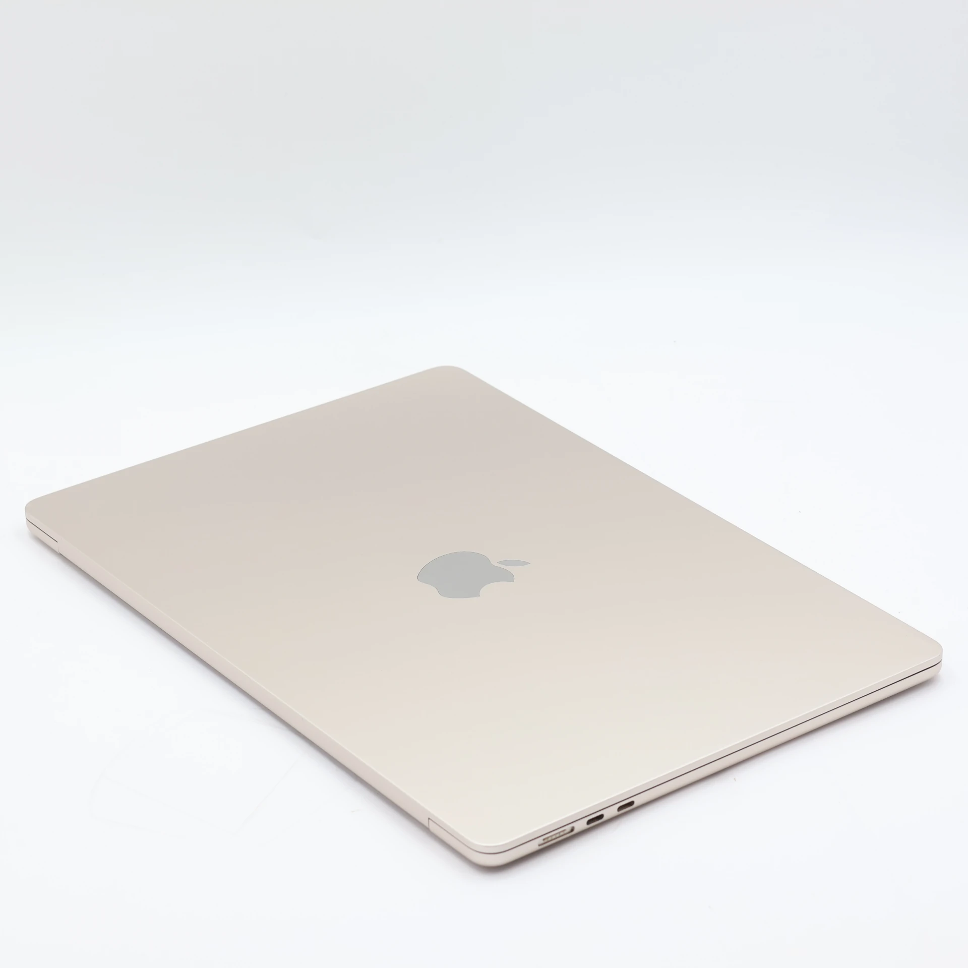 1 év garanciával! Felújított Apple Macbook AIR M2 2023 256 GB Starlight