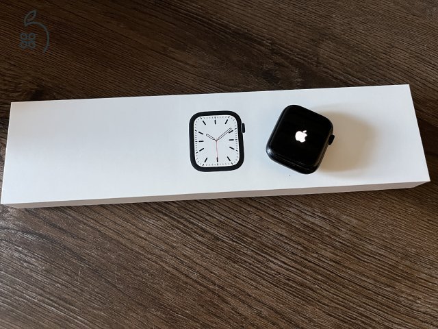 Apple Watch Series 7 45MM, bontatlan eredeti szíjjal, dobozában