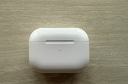 Airpods Pro 1 Gen.