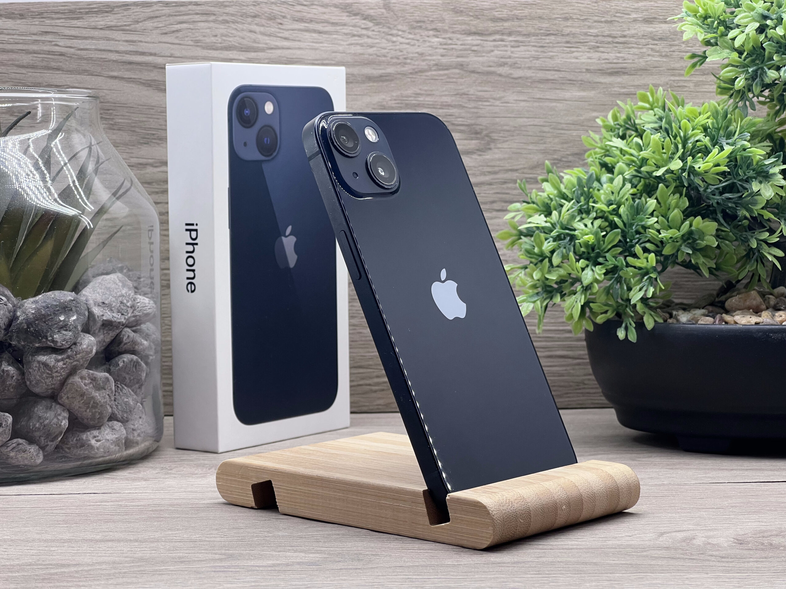 iPhone 13 Midnight 128GB 2 ÉV Garanciával Számlával 100% Akksi