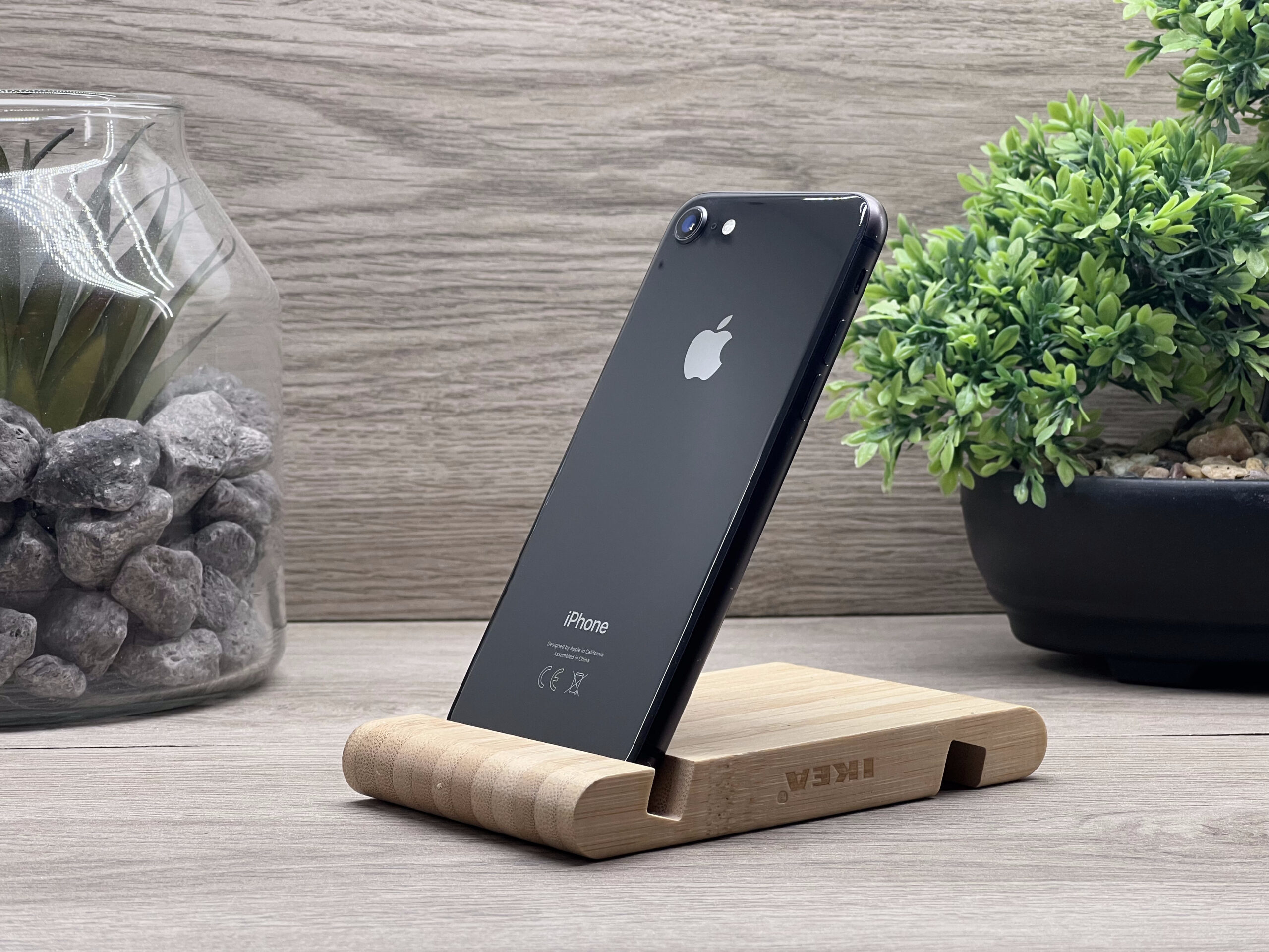 iPhone 8 Space Gray 64GB 2 ÉV Garanciával Számlával 100% Akksi