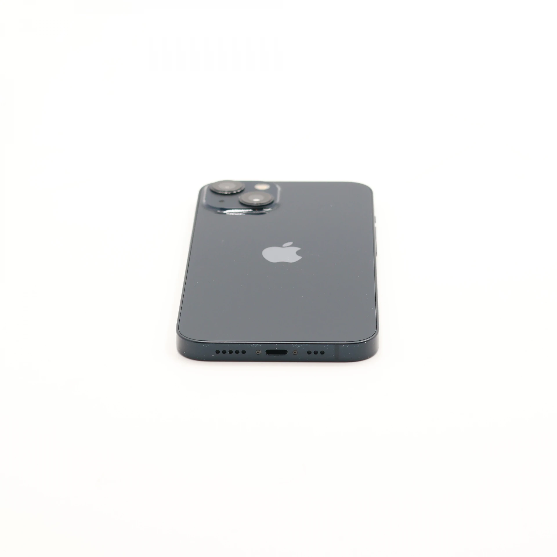1 év garanciával! Felújított iPhone 13 128 GB Midnight