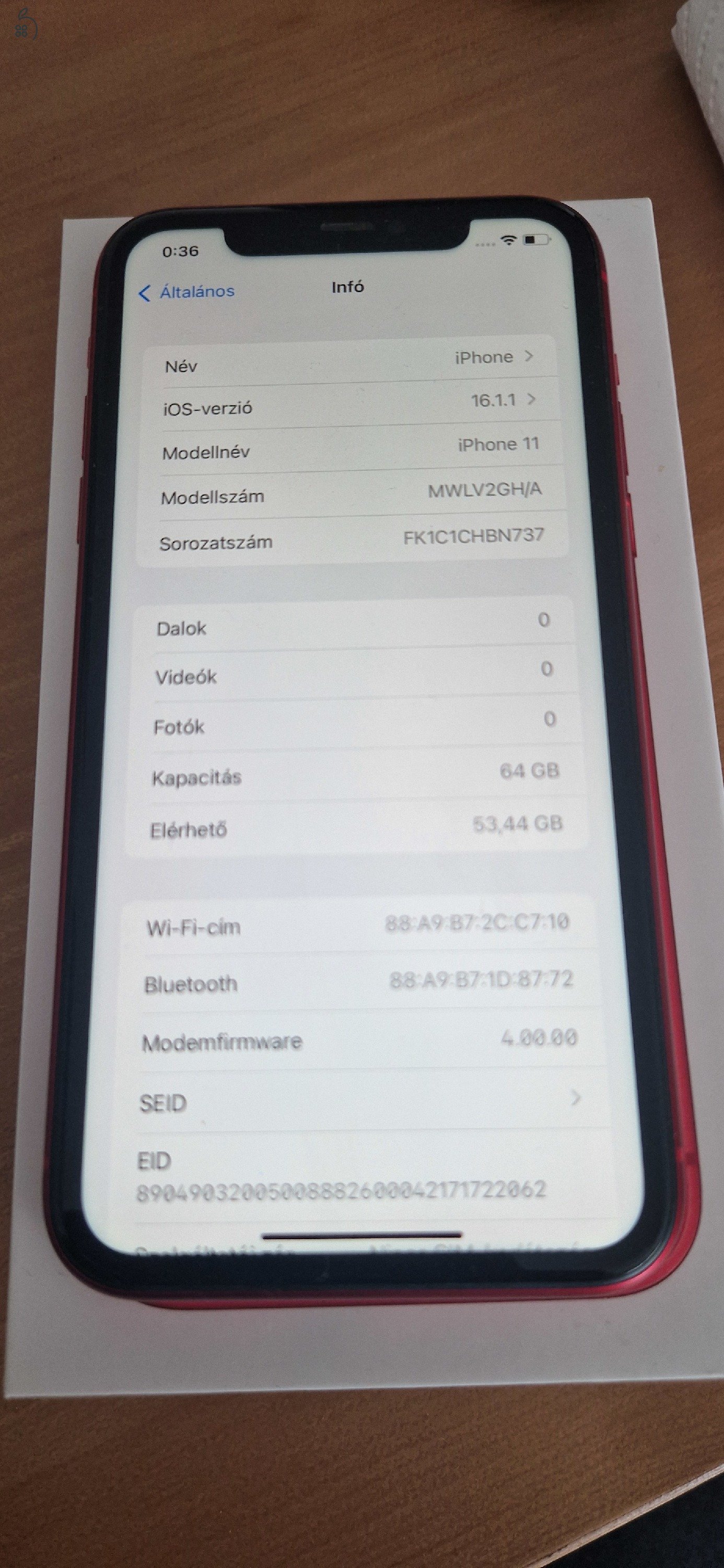 iPhone 11 64GB RED product 