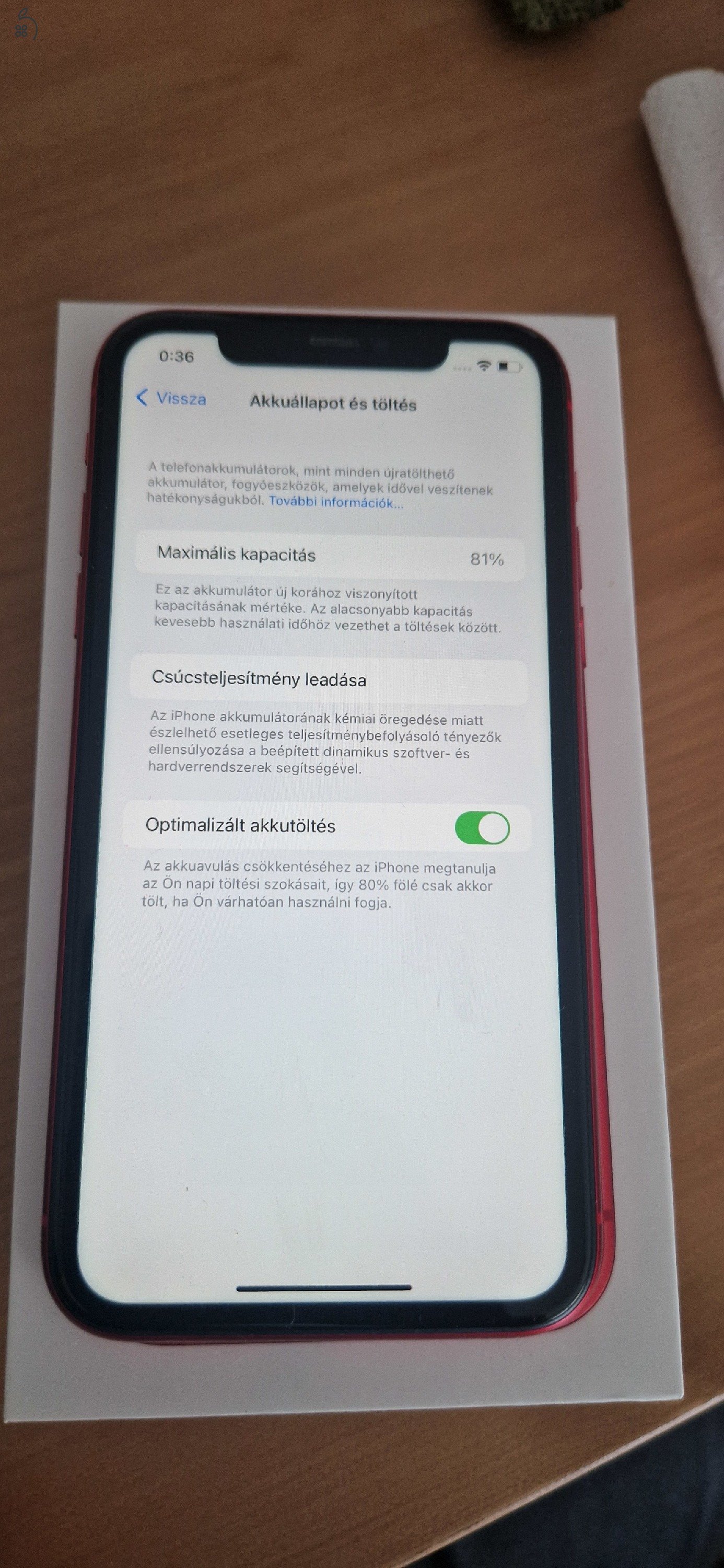 iPhone 11 64GB RED product 