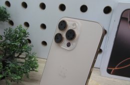 - Desert Titanium  - 128 Gb  - SN: G6LG6WM56X  - 100%-os akku  - 2026. 07. 08.-ig garanciás