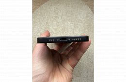 Eladó iPhone 15 – 128 GB – fekete