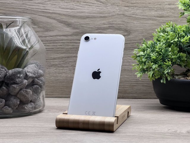 iPhone SE 2020 White 128GB 2 ÉV Garanciával Számlával 100% Akksi
