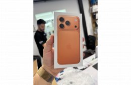 iPhone 17 Pro narancs