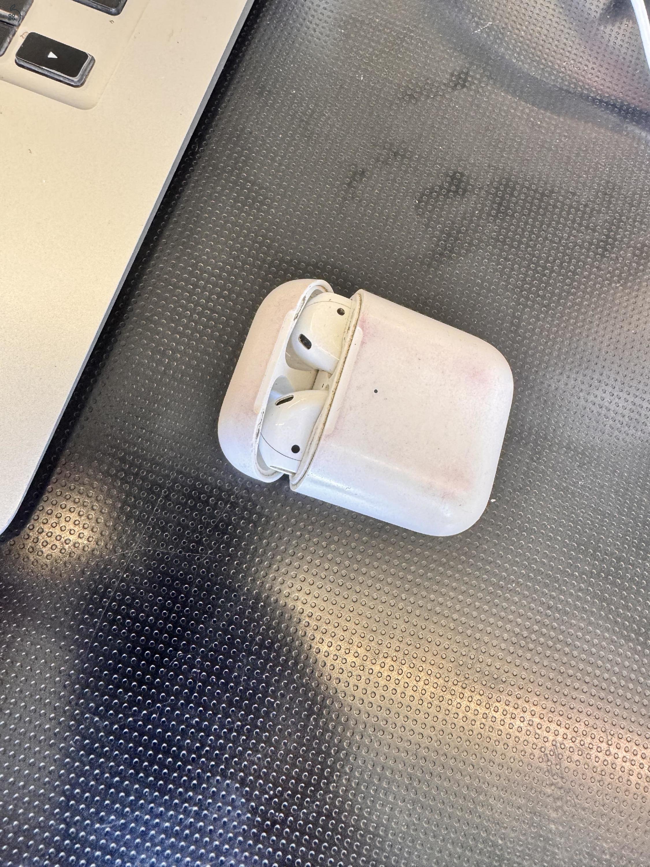 Apple AirPods 2 eladó