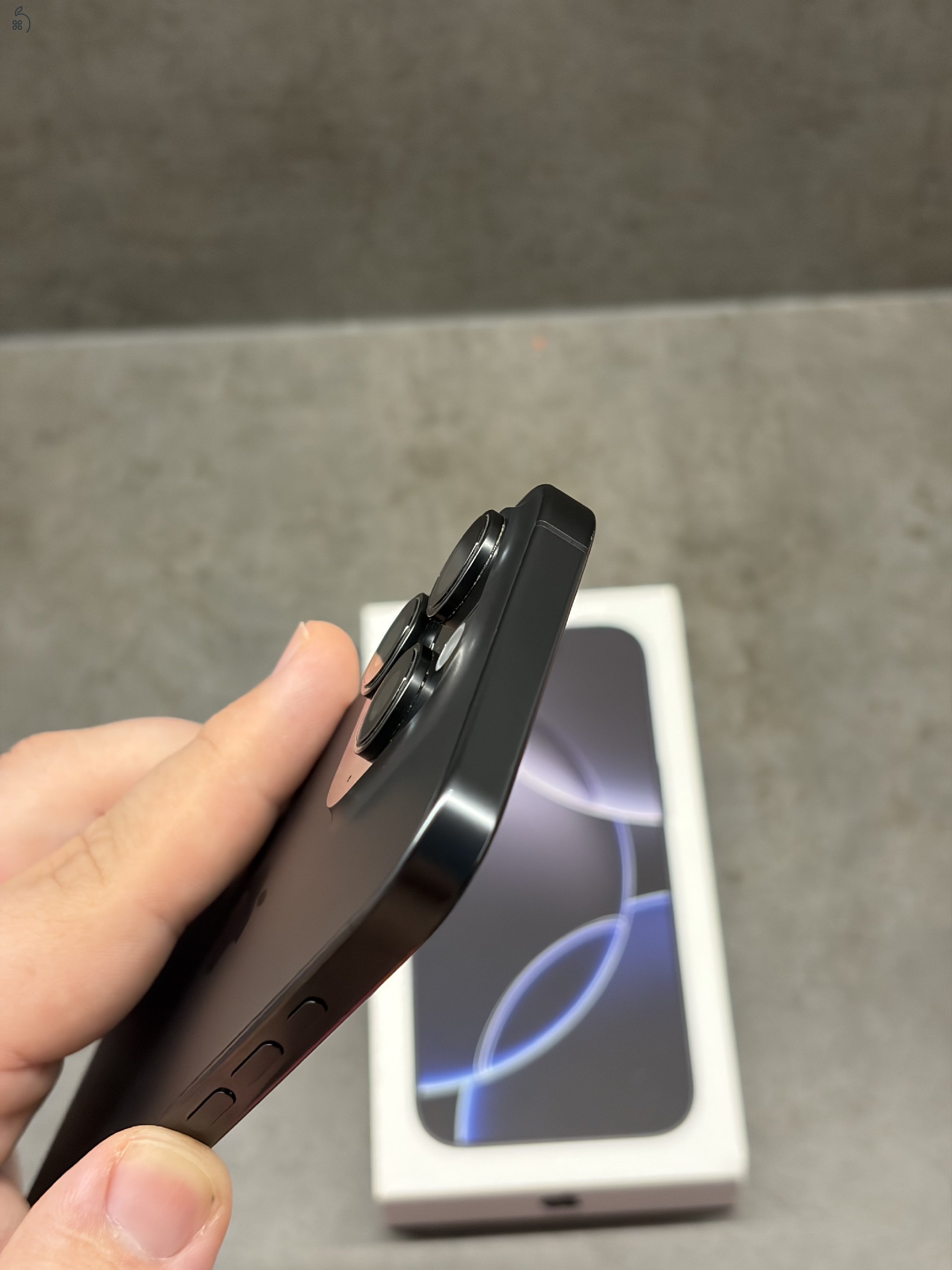 Apple iPhone 16 Pro 128Gb Black Titanium
