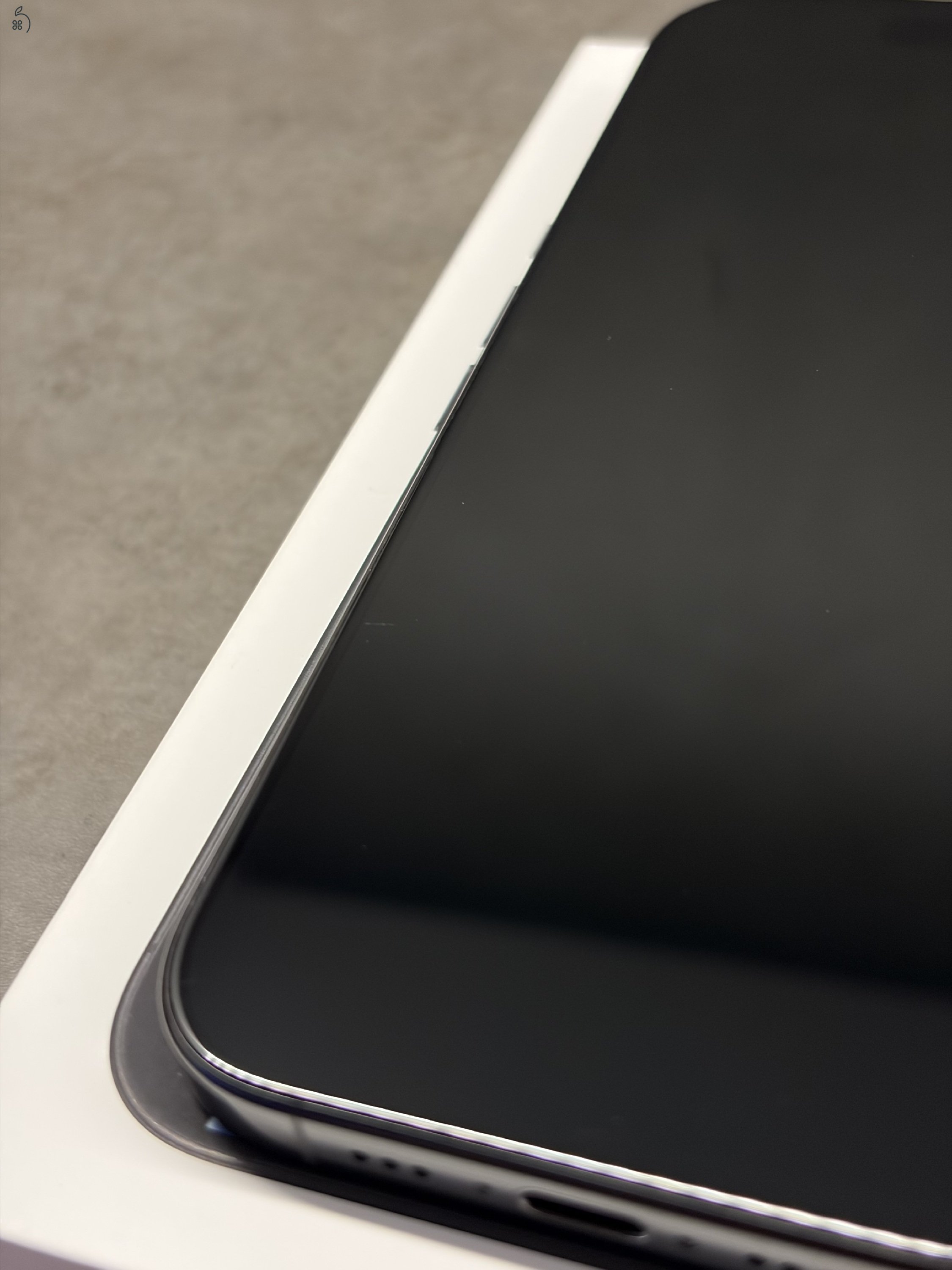 Apple iPhone 16 Pro 128Gb Black Titanium