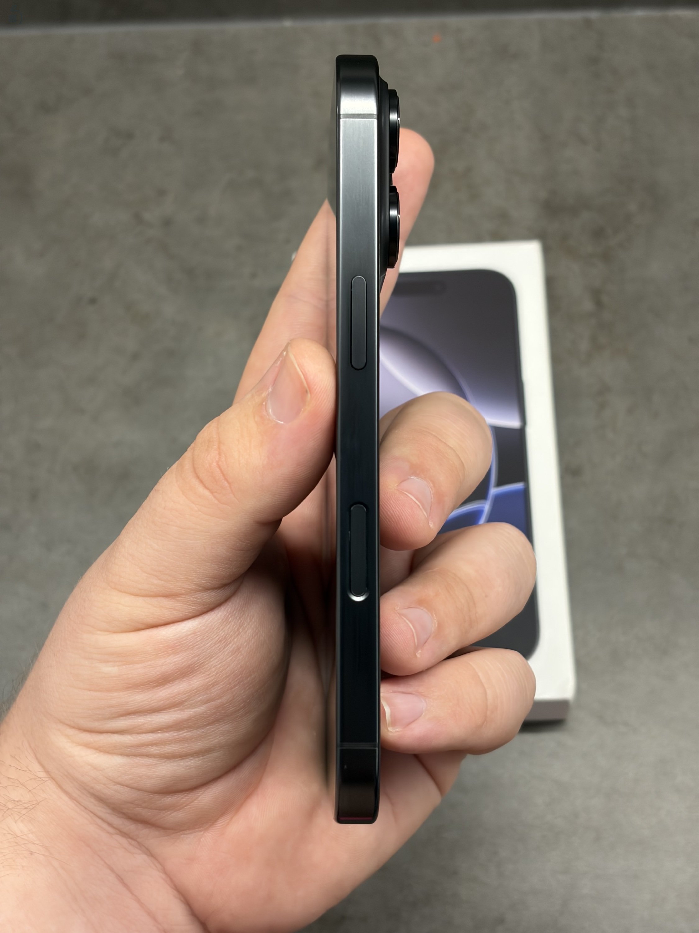 Apple iPhone 16 Pro 128Gb Black Titanium