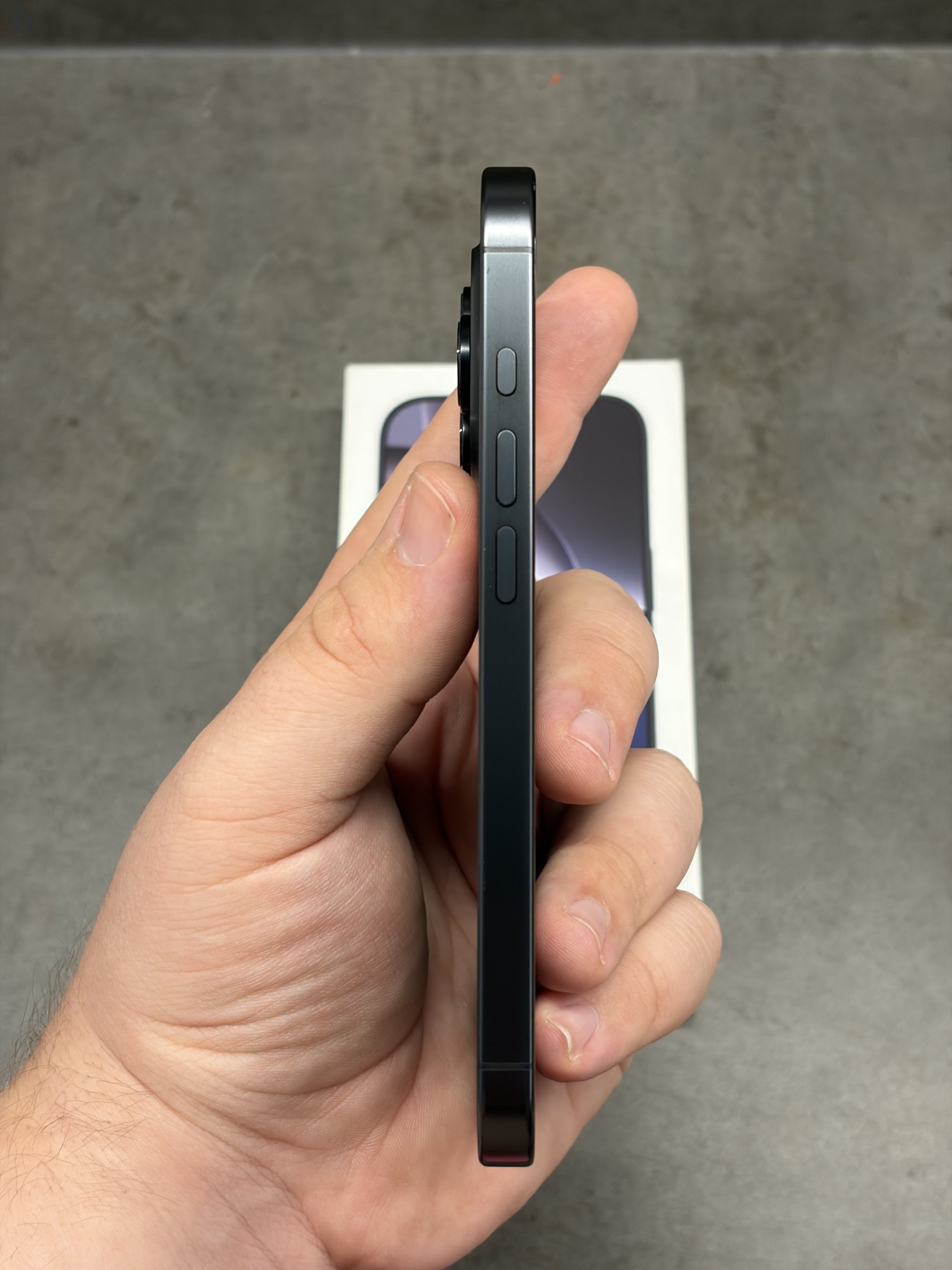 Apple iPhone 16 Pro 128Gb Black Titanium