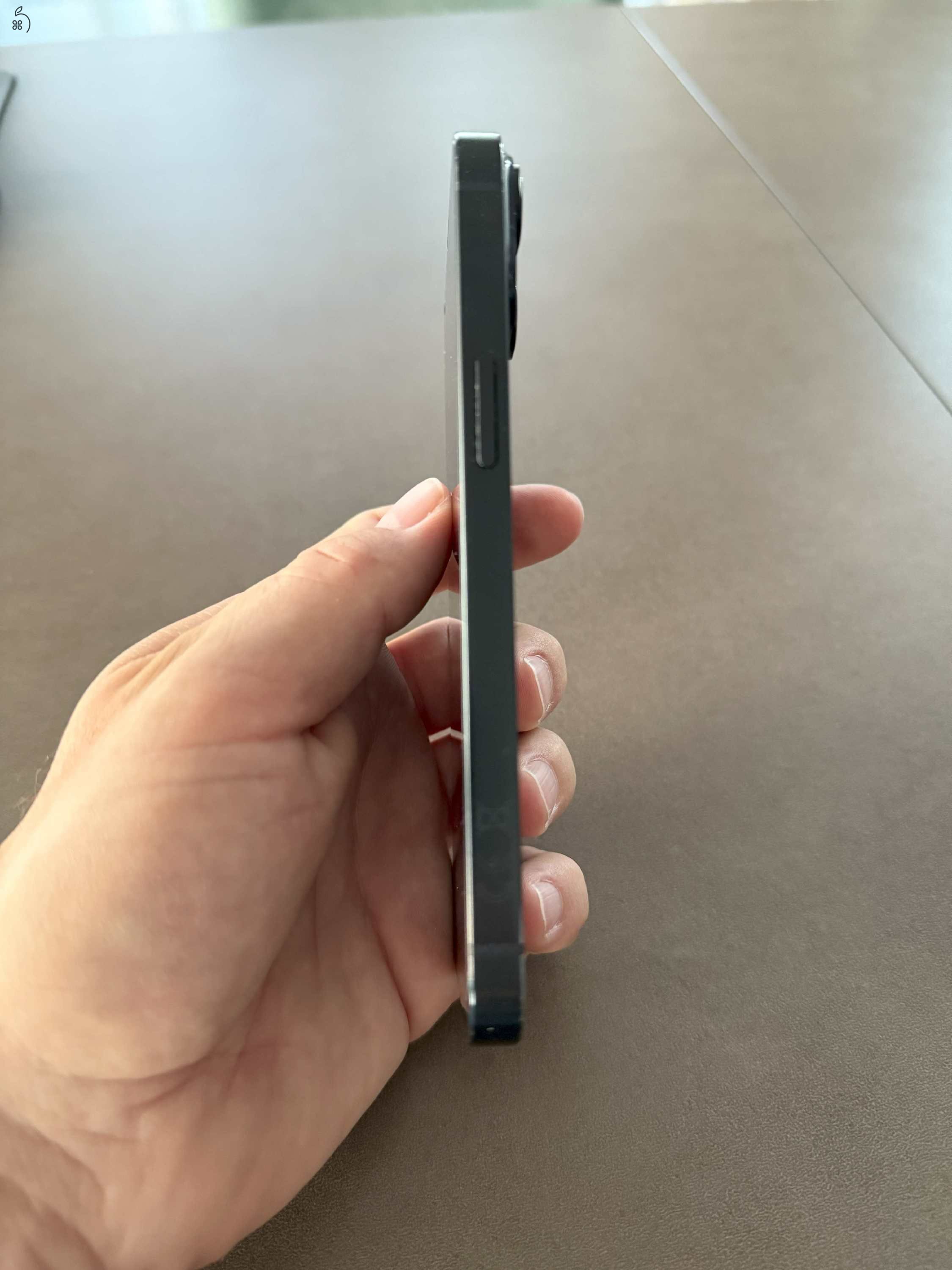 iPhone 14 256GB Midnight