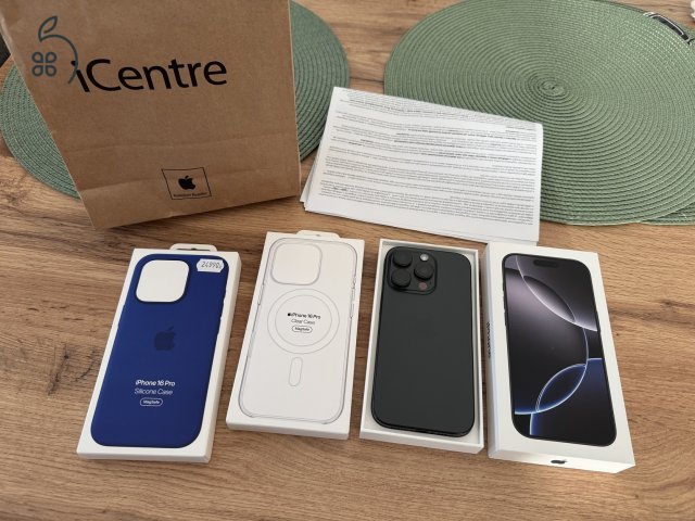 Apple Iphone 16 Pro, 128Gb, 2 év icentre garancia +2 eredeti tok