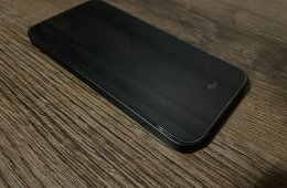 iPhone 13 128GB hibátlan állapotban, 2026.12.08-ig garival!