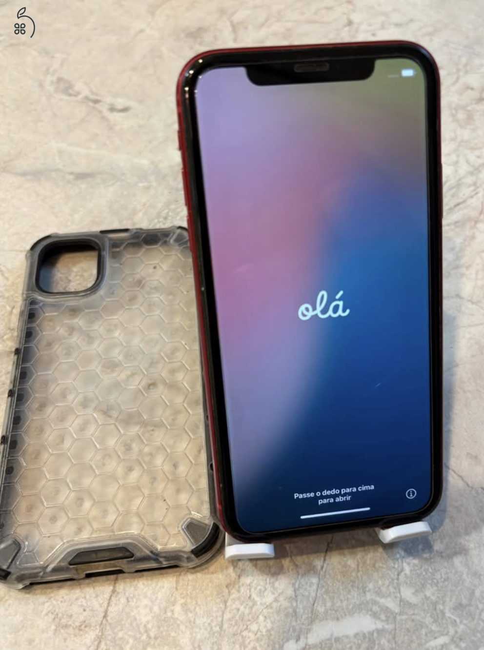 Eladó iPhone 11 64 GB (Product Red)