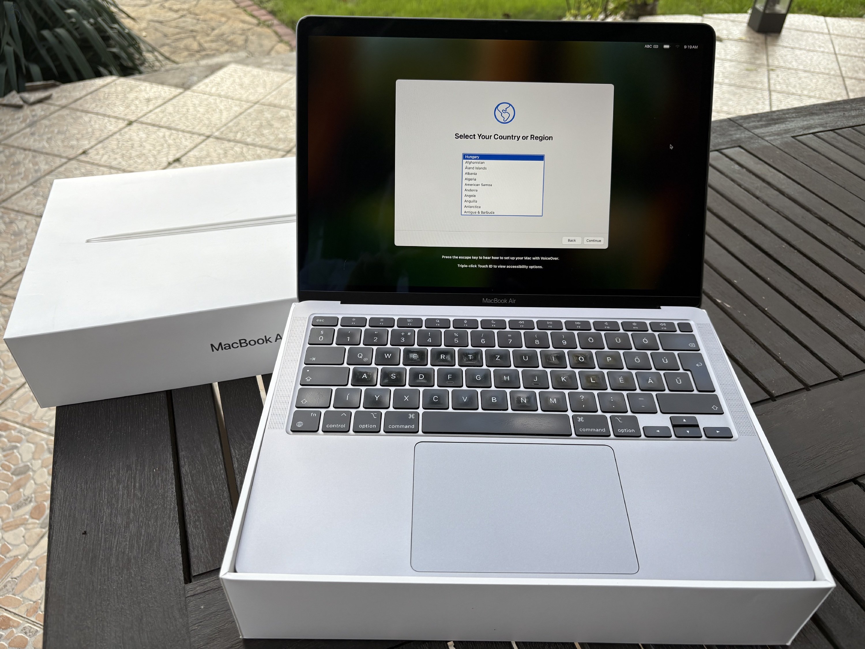 Eladó szép állapotban lévő Macbook Air M1 Antracit.