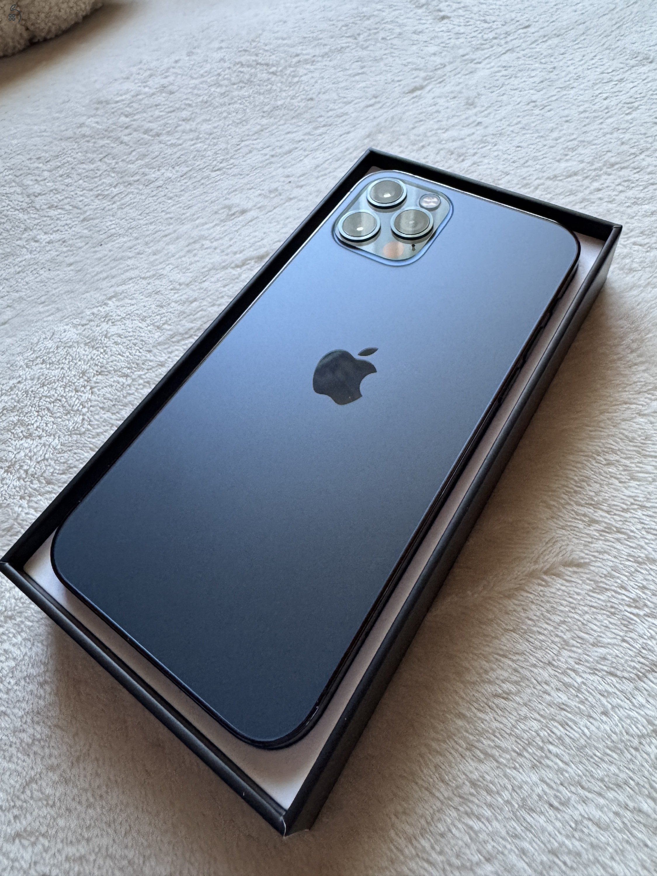 Hibátlan iPhone 12 PRO 128GB, független