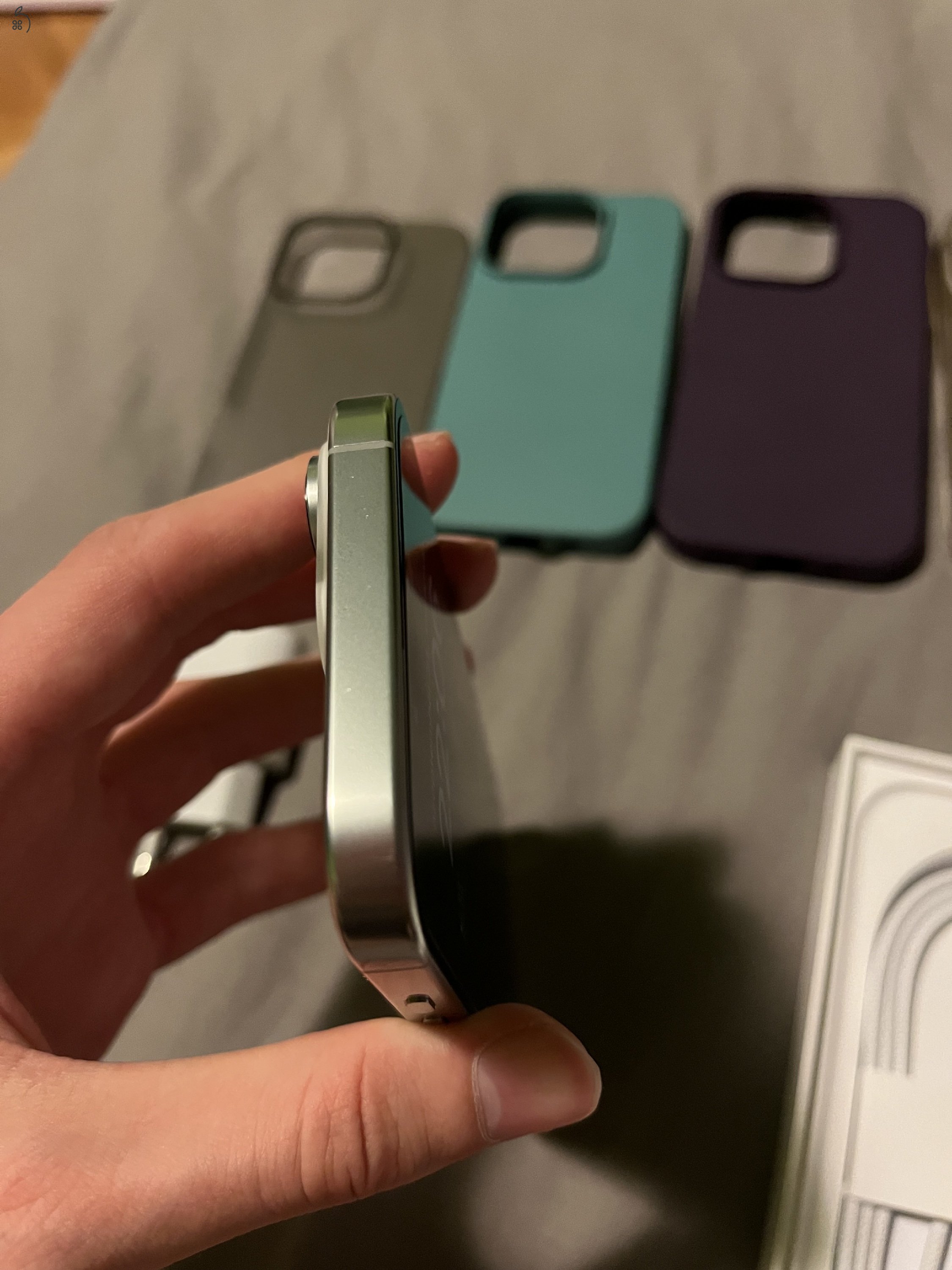 iPhone 16 Pro White Titanium