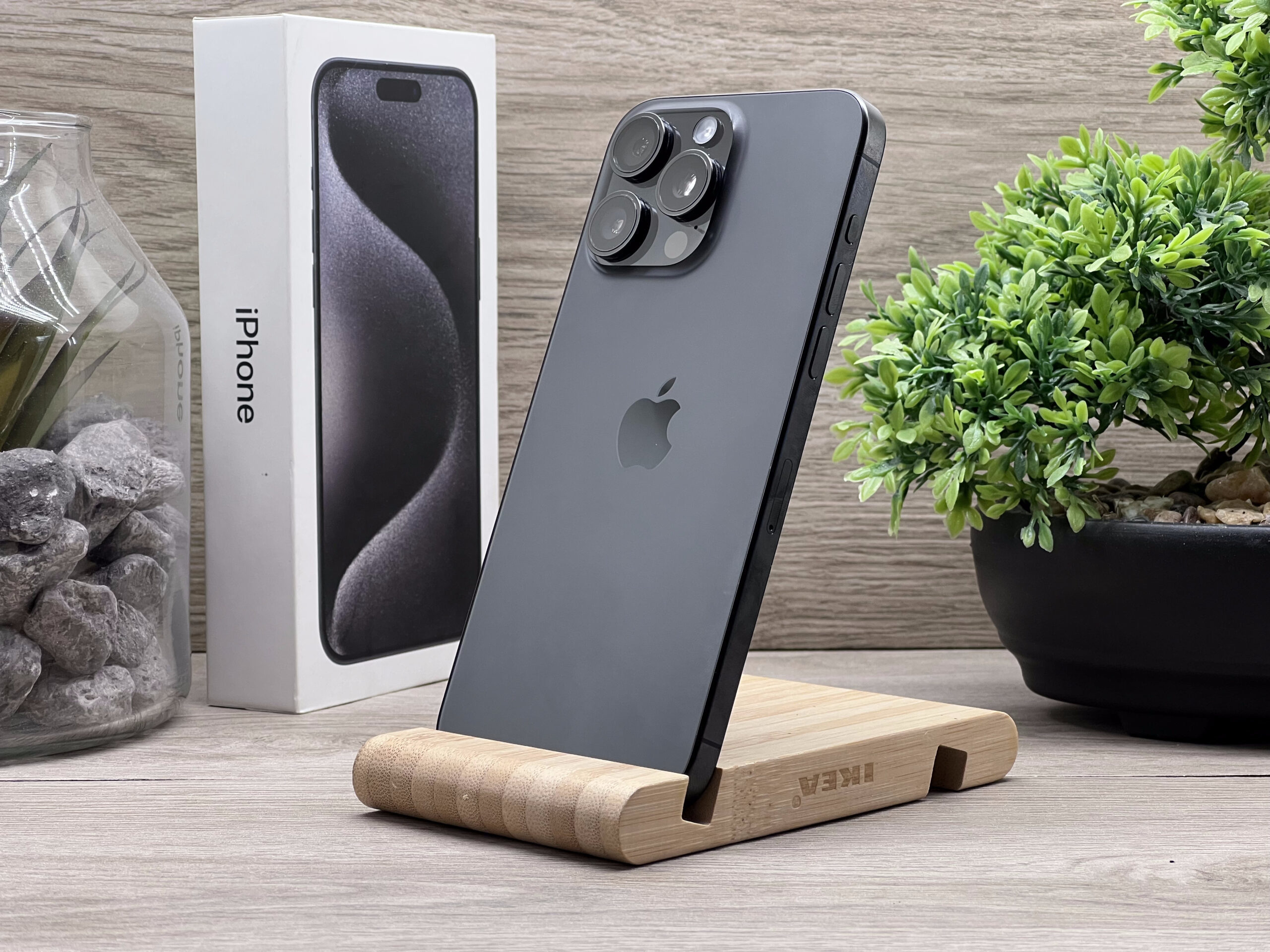 Hibátlan iPhone 15 Pro Max Natural Titanium 256GB 2 ÉV Garanciával Számlával 92% Akksi