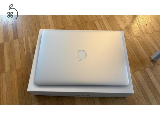 Macbook Air 2017, 7,2 i5 128Gb