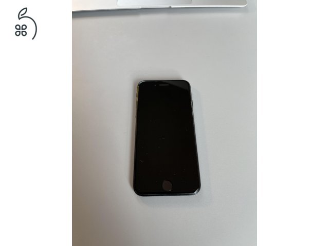 IPHONE SE 3 (2022) Újszerű, 100%-os akkumlátor