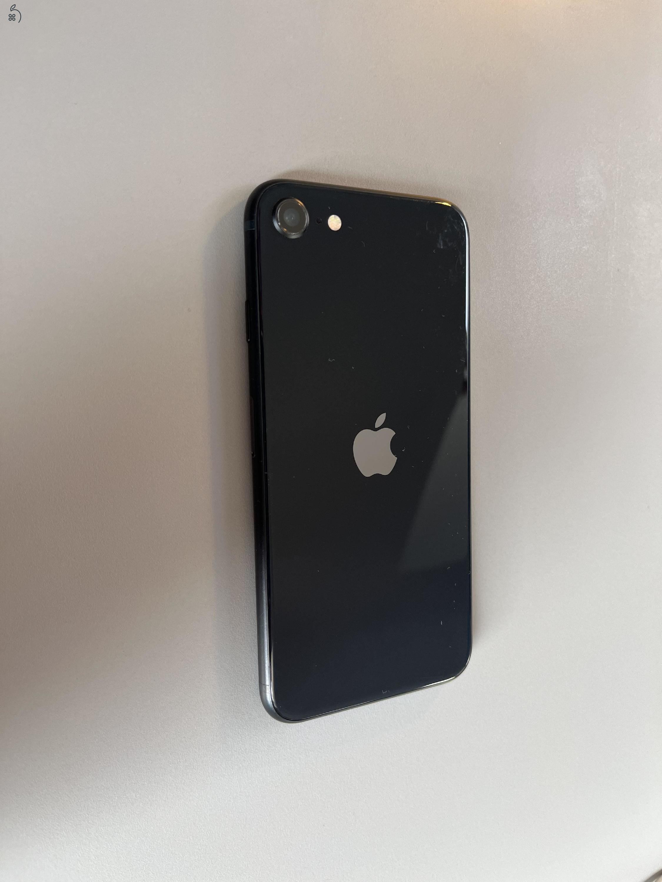 IPHONE SE 3 (2022) Újszerű, 100%-os akkumlátor