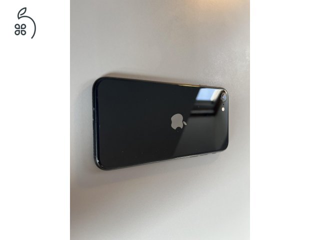 IPHONE SE 3 (2022) Újszerű, 100%-os akkumlátor