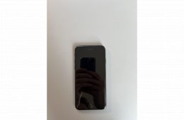 IPHONE SE 3 (2022) Újszerű, 100%-os akkumlátor