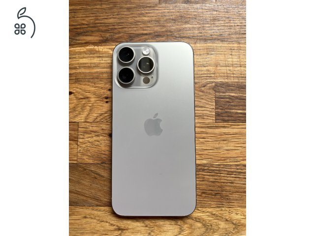Hibátlan iPhone 15 Pro Max Natural Titanium 256GB Számlával 93% Akkumulátor