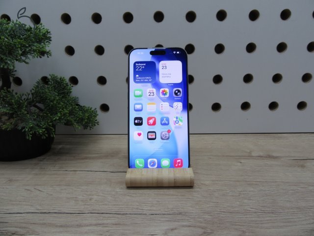 Apple iPhone 15 Pro Max – Natural Titanium – Titán váz, 6,7” ProMotion, 5× optikai zoom – 256 GB – Használt, karcmentes – 97% akku (189 ciklus) – Garancia 3 hónap
