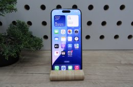 Apple iPhone 15 Pro Max – Natural Titanium – Titán dizájn, 6,7” ProMotion, 5× tele – 256 GB – Használt, karcmentes – 97% akku (196 ciklus) – Garancia 3 hónap