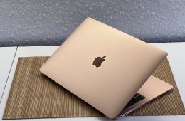 Hibátlan MacBook Air 2020 13″Gold  M1 8GB 256GB 2 ÉV Garanciával Számlával