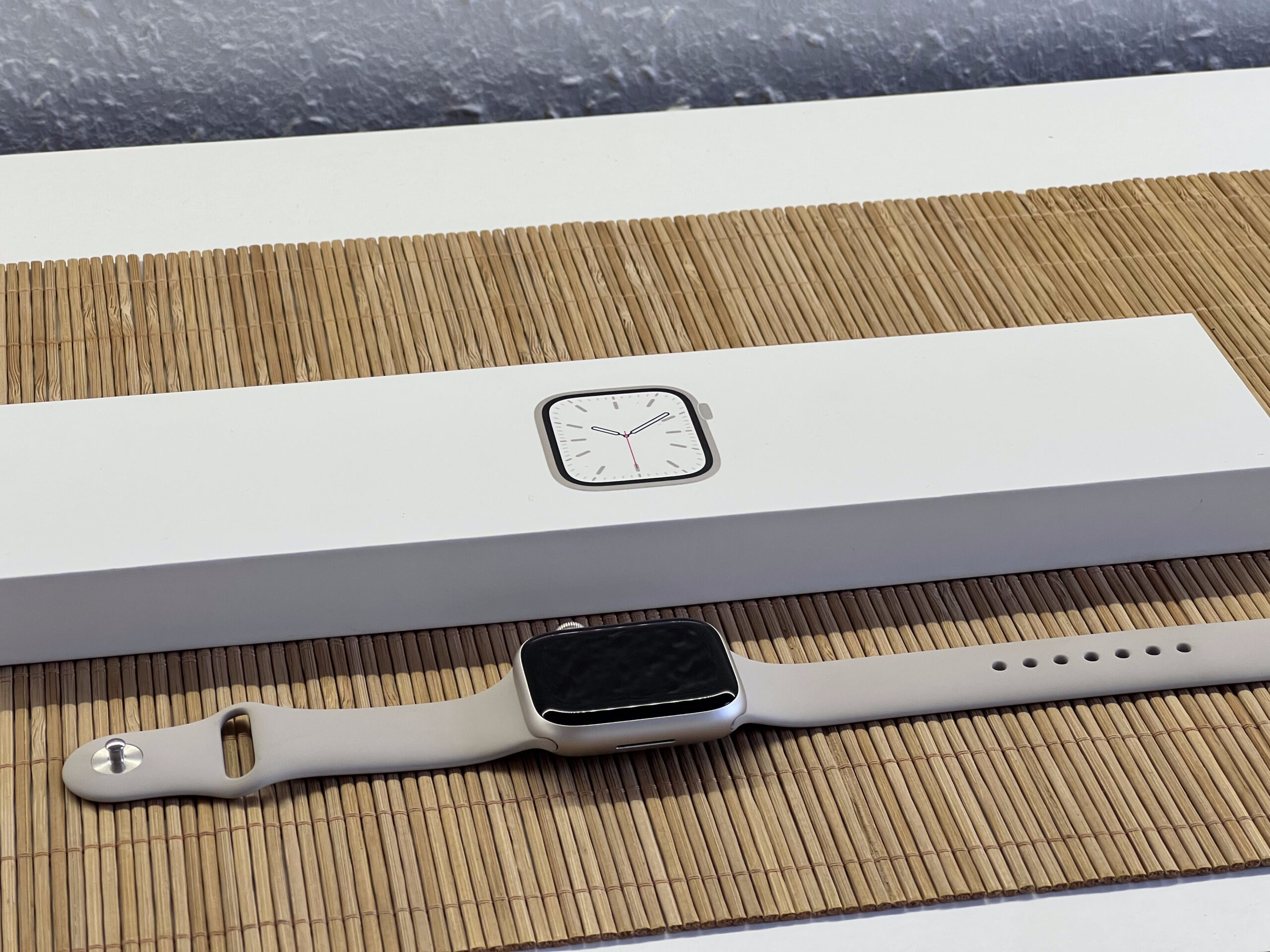 Hibátlan Apple Watch Series 8 Starlight 45mm 2 ÉV Garanciával Számlával