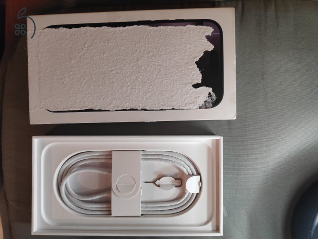 Eladó iPhone 16 pro 128gb!