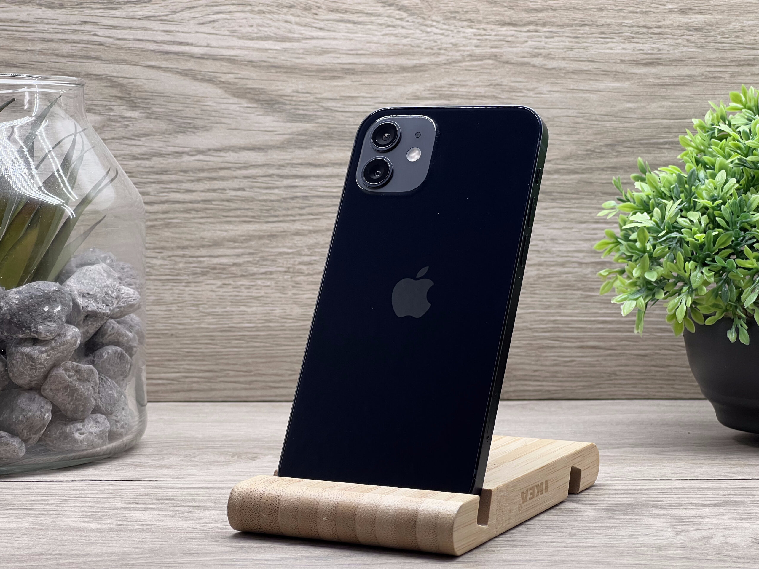 Hibátlan iPhone 12 Black 64GB 2 ÉV Garanciával Számlával 93% Akksi