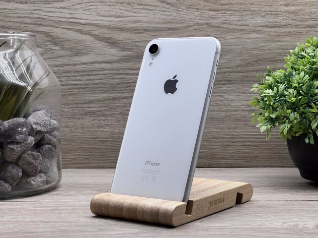 iPhone XR White 128GB 2 ÉV Garanciával Számlával 93%  Akksi
