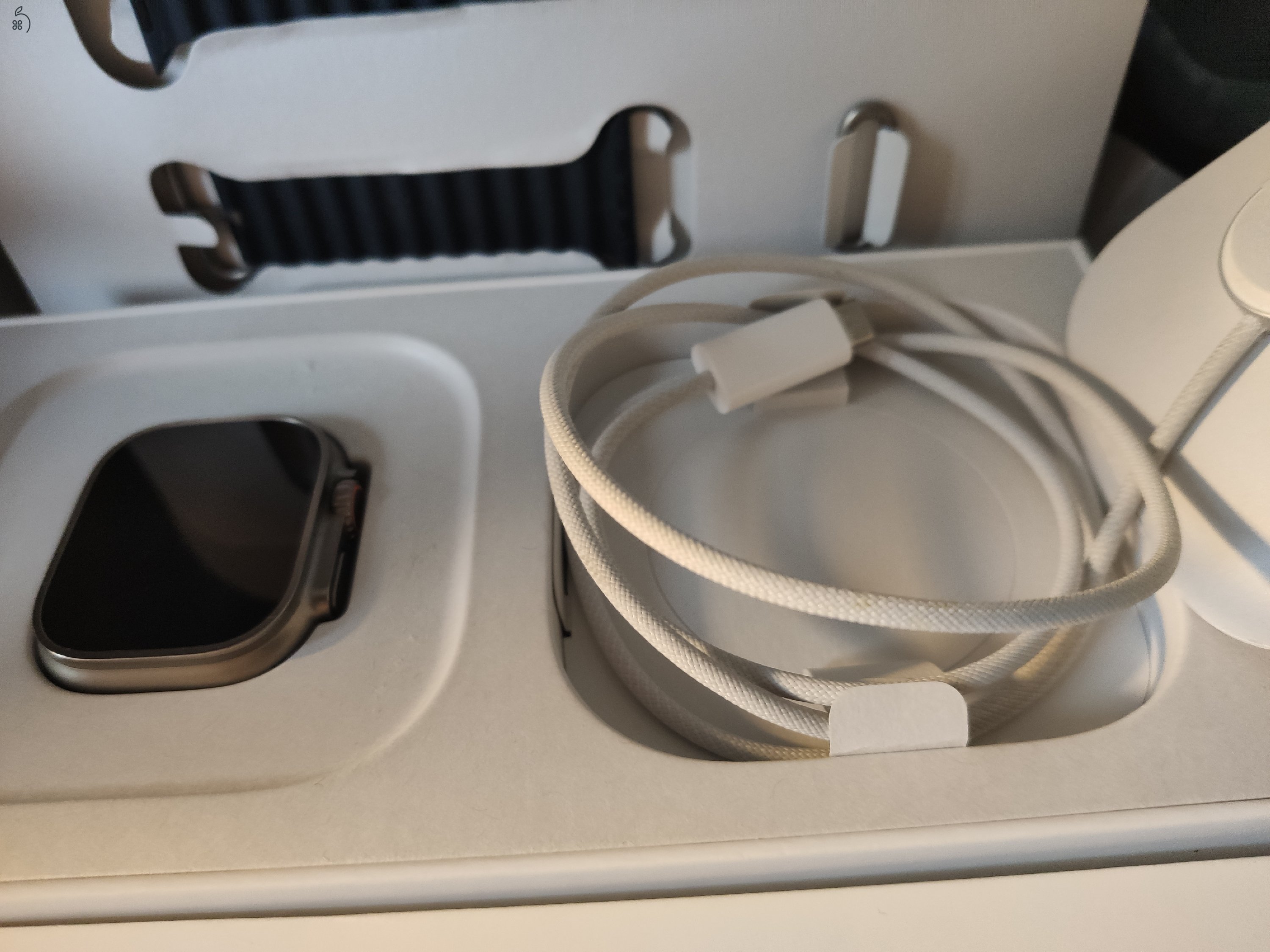 Apple Watch Ultra Natural Titanium, cellular 49 mm
