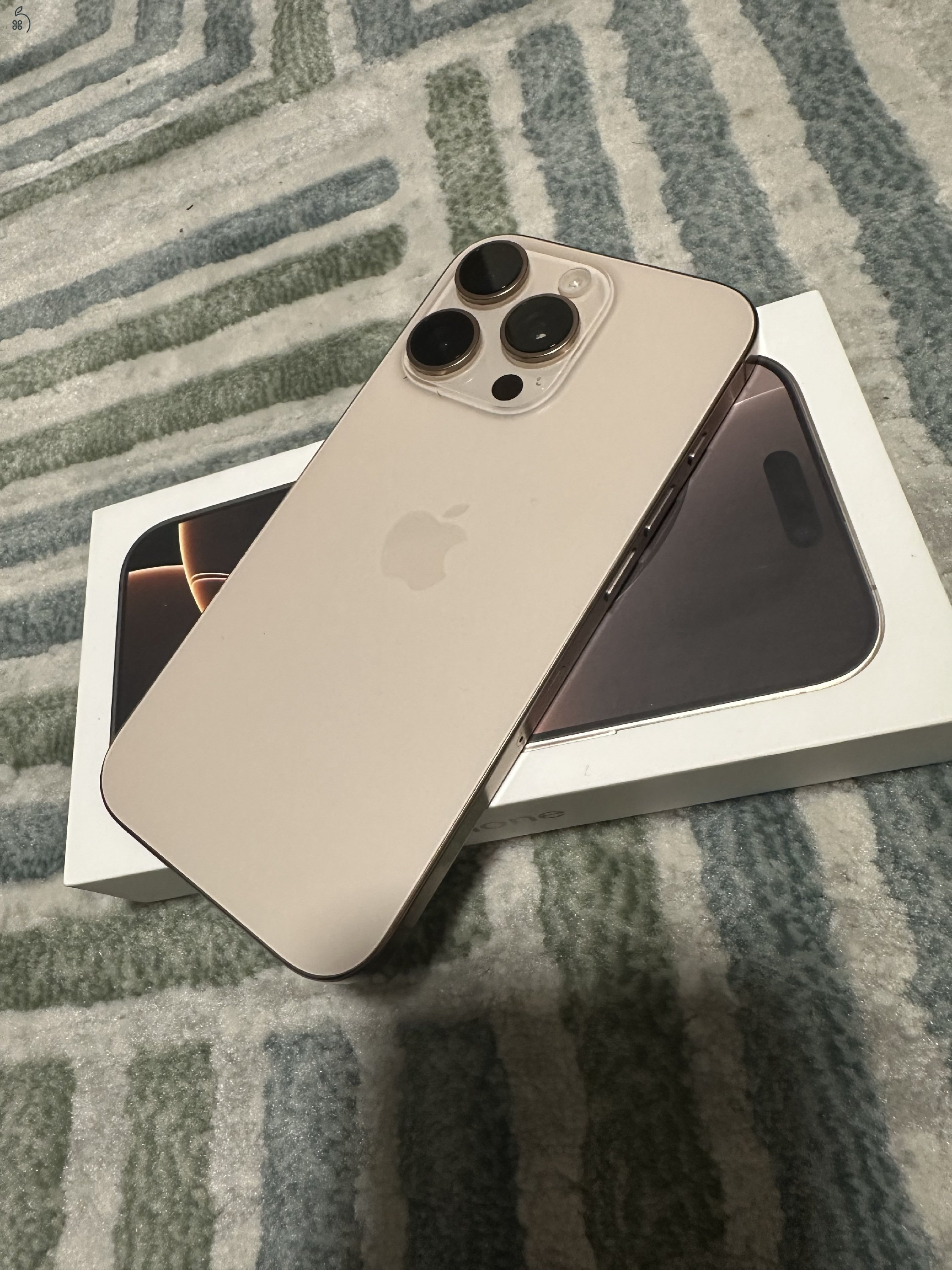 iPhone 16 PRO 256GB desert gyönyörű! KÁRTYAFÜGGETLEN!