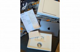 MacBook Air M3 garancia, magyar, minden tartozék