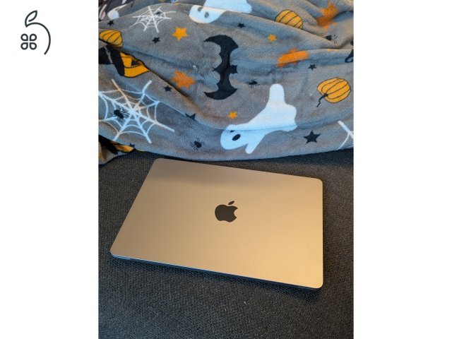 MacBook Air M3 garancia, magyar, minden tartozék