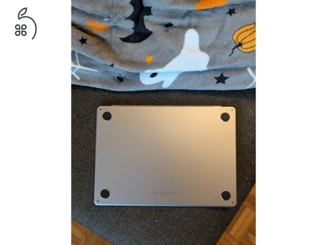MacBook Air M3 garancia, magyar, minden tartozék